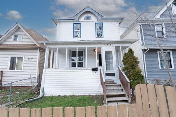 Home Photo - 558 Langside Street
