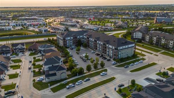 Home Photo - 103-10 Hill Grove Point