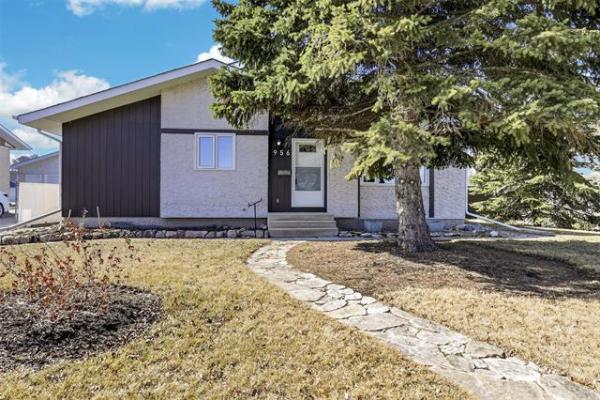 Home Photo - 956 Kimberly Avenue