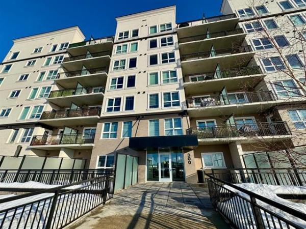 Home Photo - 716-300 Centre Street