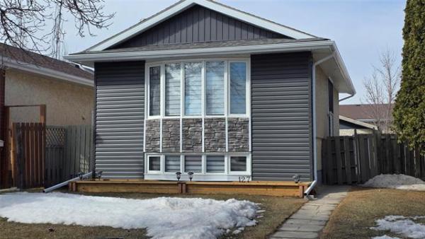 Home Photo - 127 Ostafiew Farm Road