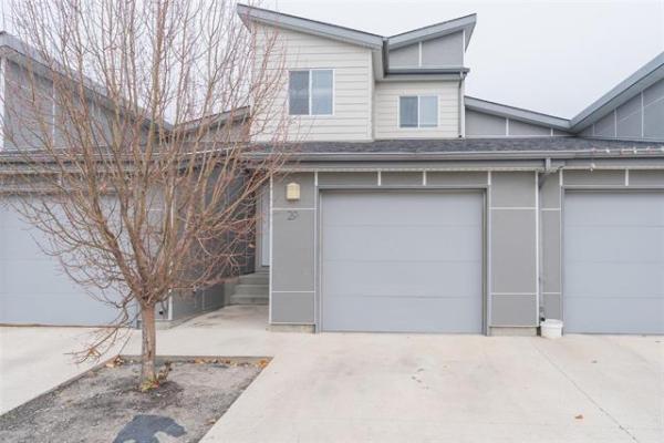 Home Photo - 29-1655 Leila Avenue