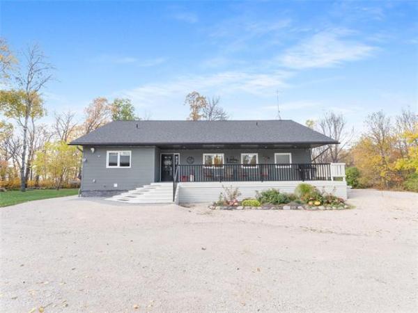 Home Photo - 154 Lakeshore Road