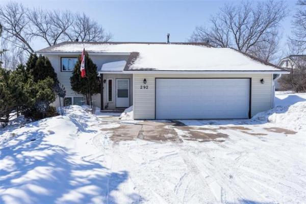 Home Photo - 292 HIAWATHA Avenue