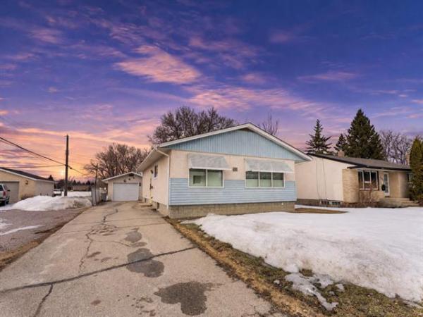 Home Photo - 151 SOPHIA Street