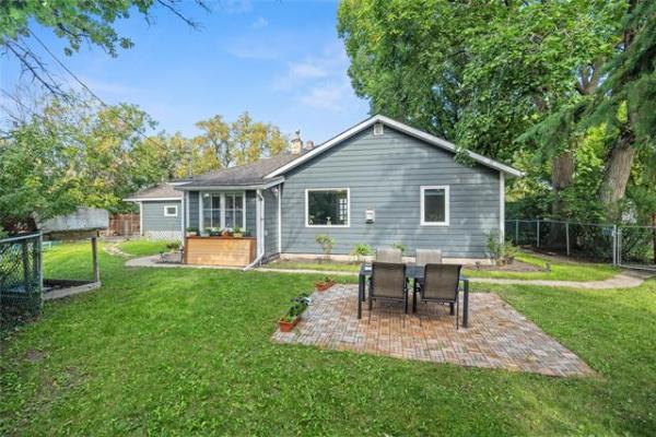 Home Photo - 711 Rosedale Avenue