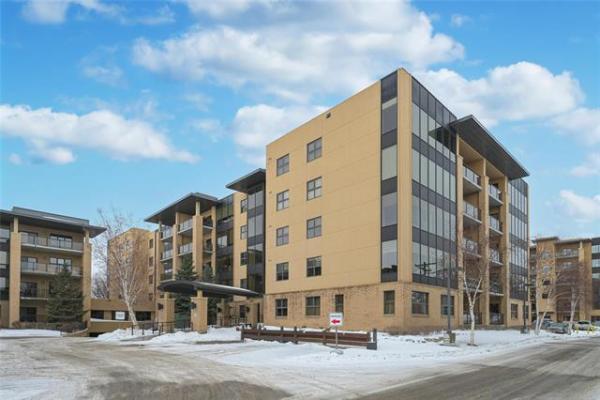 Home Photo - 2404-84 Snow Street