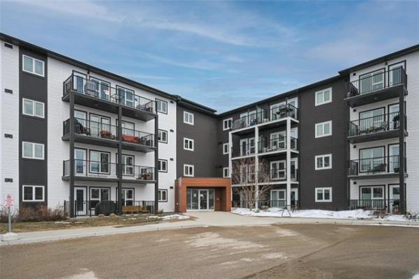 Home Photo - 122-545 Dale Boulevard