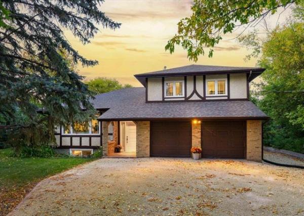 Home Photo - 7793 ROBLIN Boulevard