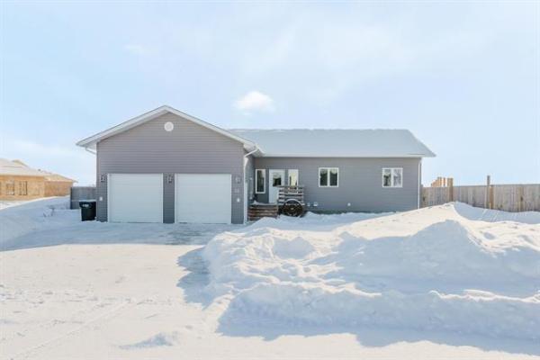 Home Photo - 36 Veteran's Way