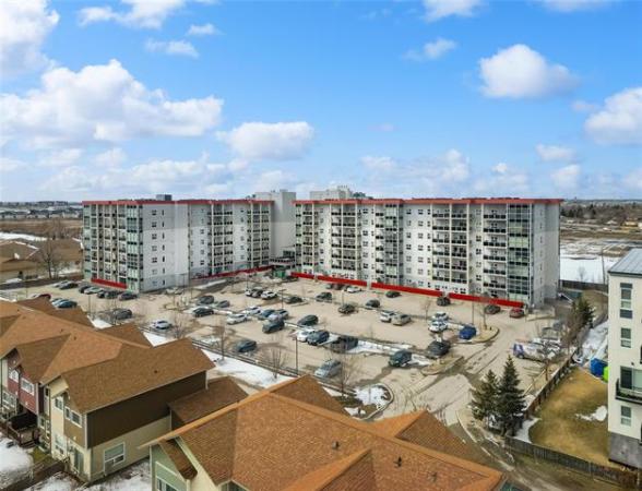 Home Photo - 303-70 Barnes Street