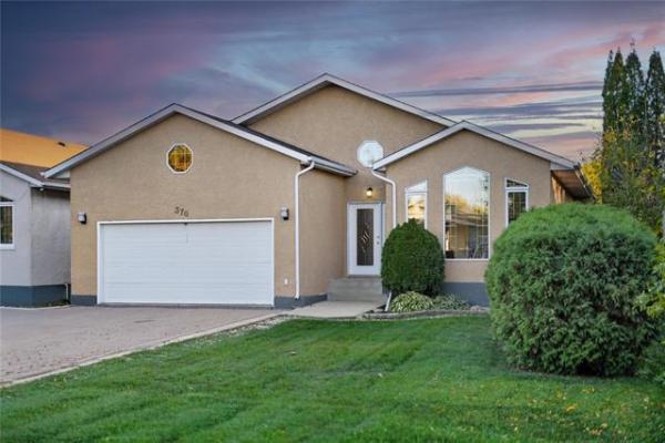 Home Photo - 370 Benn Avenue