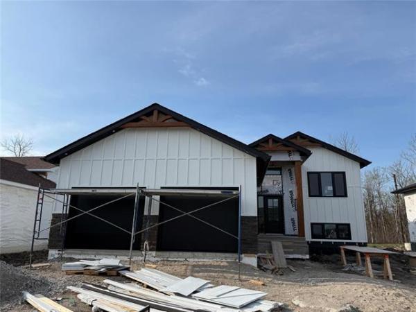 Home Photo - 130 RavenHill Drive