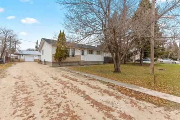 Home Photo - 123 Johnson Avenue