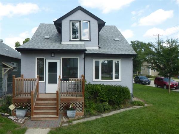 Home Photo - 415 Bannerman Avenue