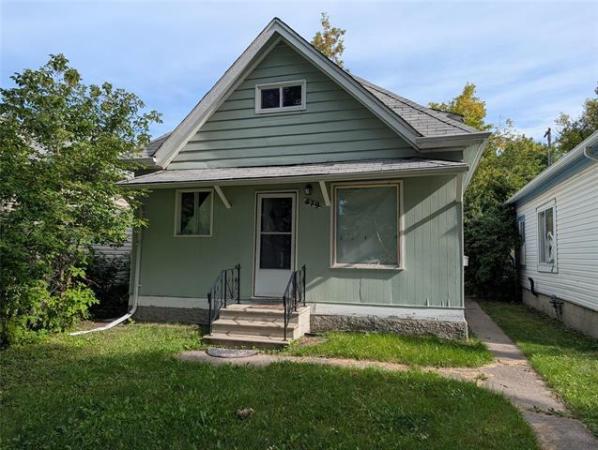Home Photo - 879 Alfred Avenue