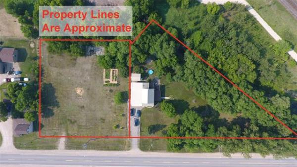 Home Photo - 47049 210 Highway