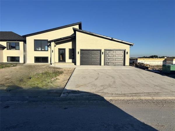 Home Photo - 124 Primrose Lane