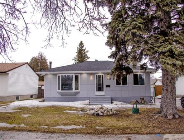 Home Photo - 439 Lyle Street