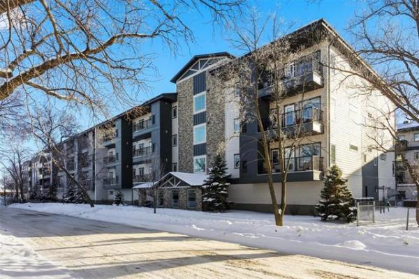 Home Photo - 313-216 Melrose Avenue