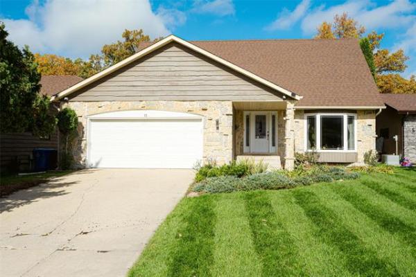 Home Photo - 11 Oakfield Place