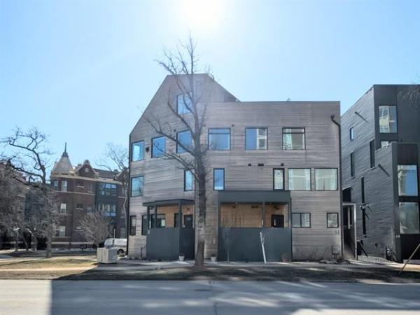 Home Photo - 7-234 Wellington Crescent