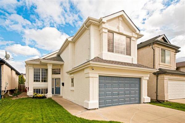Home Photo - 27 Evelyne Reese Boulevard