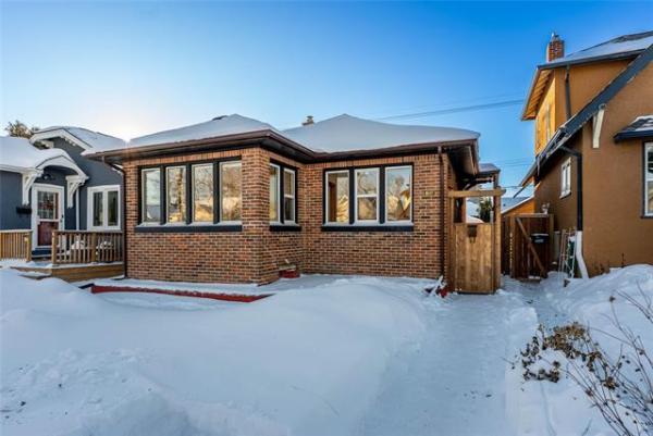 Home Photo - 820 Sherburn Street