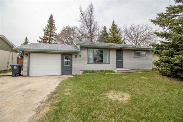 Home Photo - 98 Poplar Crescent