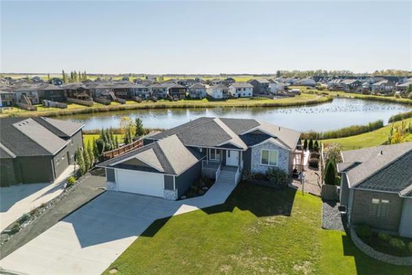 Home Photo - 16 KINGSLEY Gate