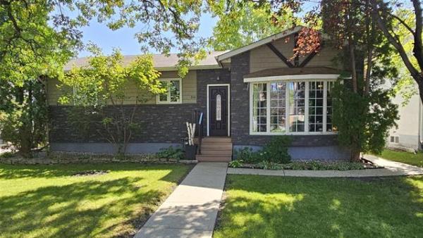 Home Photo - 116 Handyside Avenue