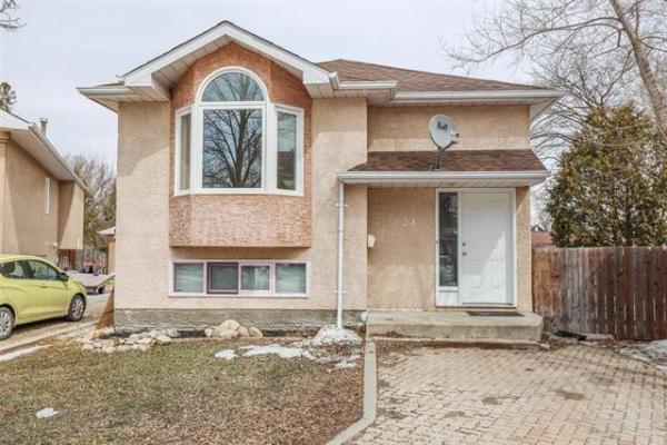 Home Photo - 24 Chokecherry Cove