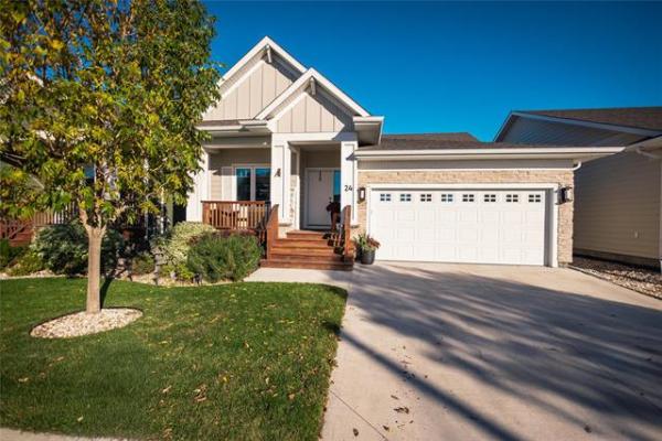 Home Photo - 24-70 Oak Forest Crescent