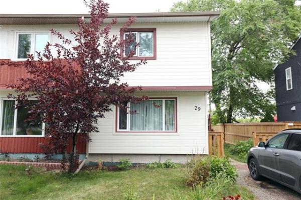 Home Photo - 29 Villeneuve Boulevard