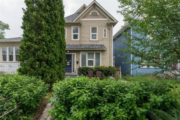 home photo - 127 Bannerman Avenue
