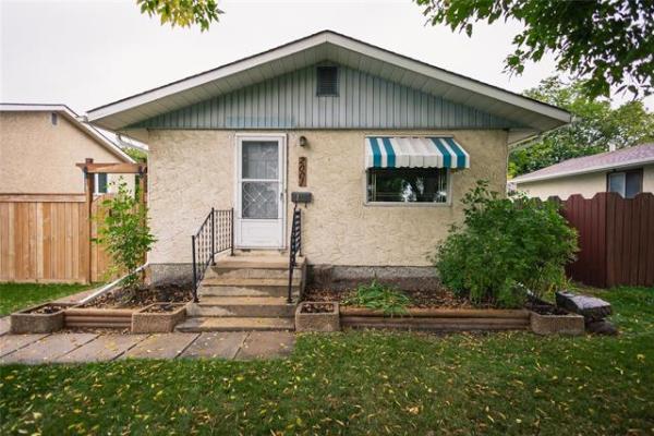 Home Photo - 2001 Selkirk Avenue