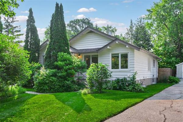 Home Photo - 16 Cunnington Avenue