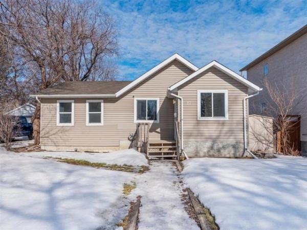 Home Photo - 17 Havelock Avenue