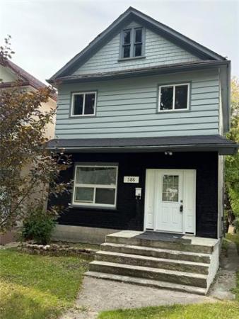 Home Photo - 586 Machray Avenue