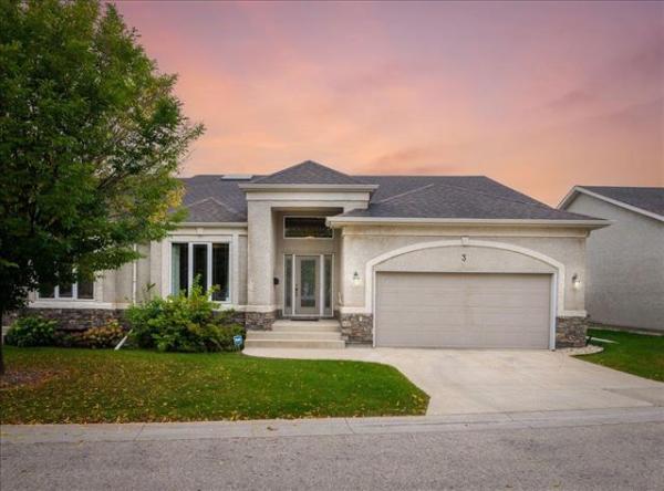 Home Photo - 3-600 Dovercourt Drive