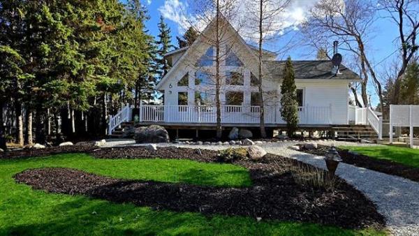 Home Photo - 6 Spruce Lane