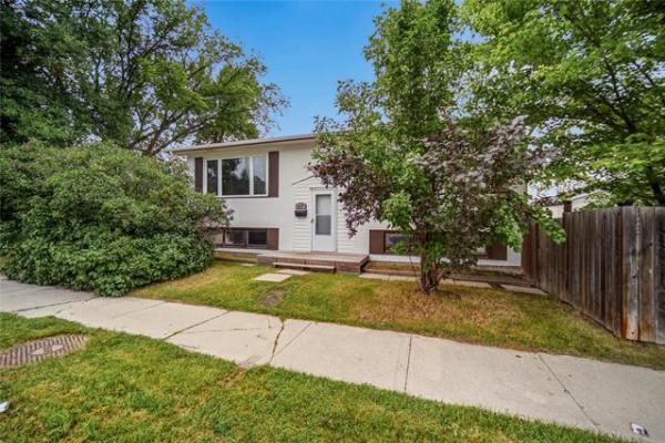 Home Photo - 945 Buchanan Boulevard