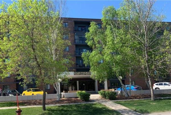 Home Photo - 208-640 Mathias Avenue