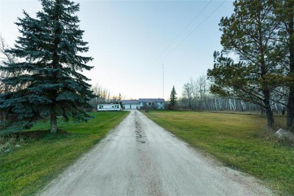 Home Photo - 20056 31E Road