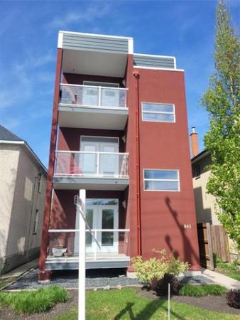 Home Photo - 3-461 Des Meurons Street