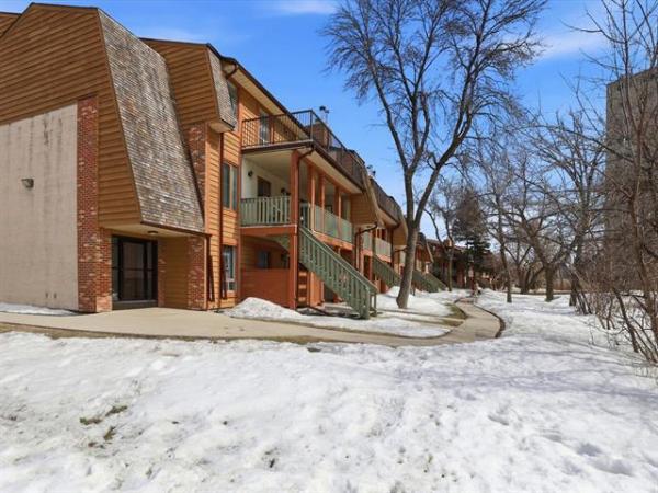 Home Photo - 305-1710 Henderson Highway