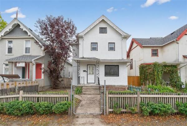 Home Photo - 534 William Avenue