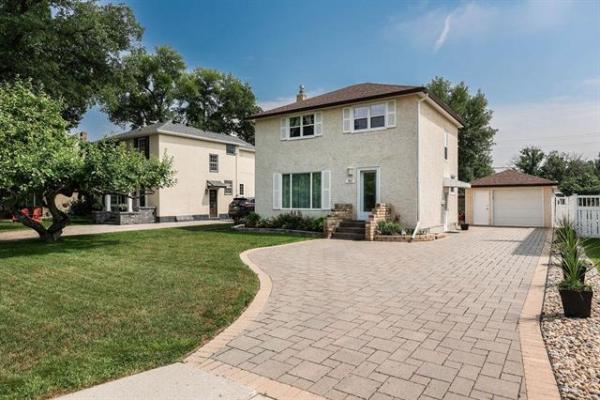 Home Photo - 652 Viscount Place