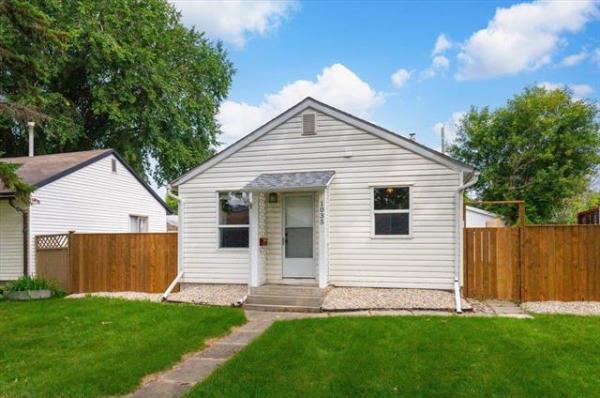 Home Photo - 1035 Rosemount Avenue