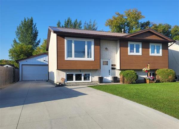 Home Photo - 414 GREENWOOD Avenue